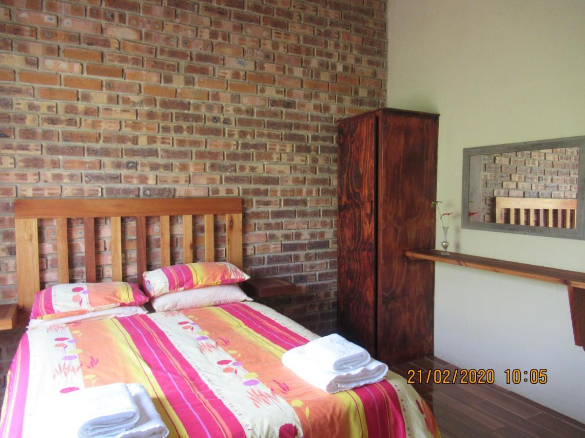 Gasthaus Elandskloof Trout Farm Dullstroom Exterior foto