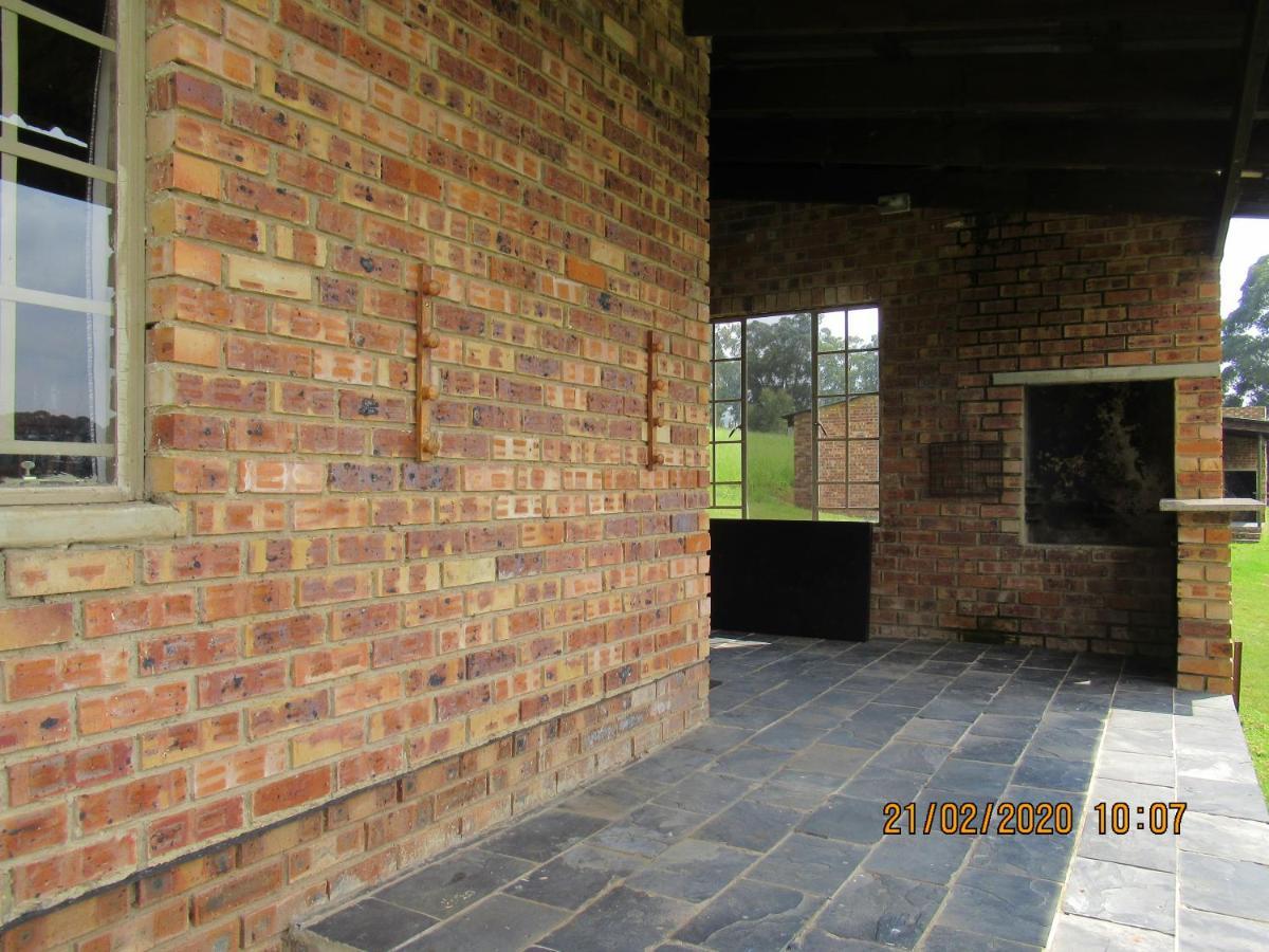 Gasthaus Elandskloof Trout Farm Dullstroom Exterior foto