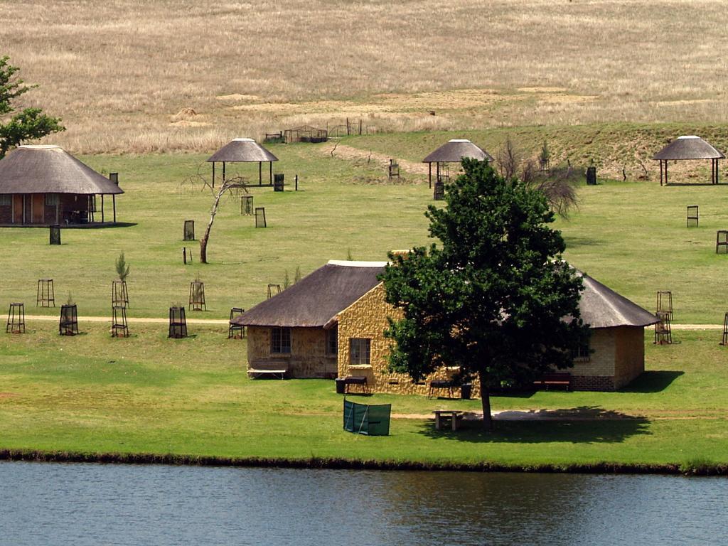 Gasthaus Elandskloof Trout Farm Dullstroom Exterior foto